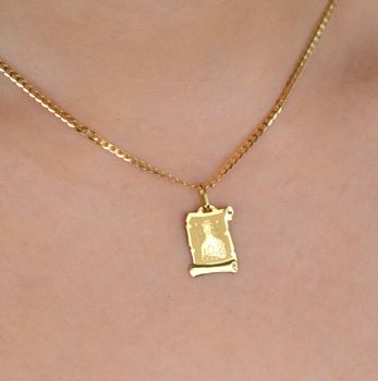 Złota zawieszka 585 znak zodiaku Panna DIA-ZA 3054B-585 💎 Złota zawieszka wykonana z wysokiej jakości złota próby 585 💎 Złota zawieszka w formie blaszki z wyraźnym znakiem zodiaku Panna 💎 Idealny pomysł na prezent 💎 (3).JPG